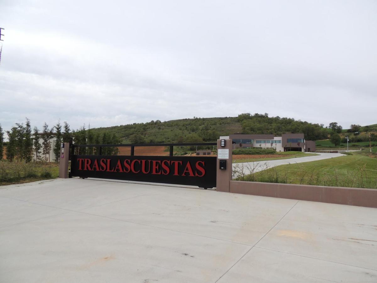 Bodegas Traslascuestas - Grupo Pierola Valcavado de Roa