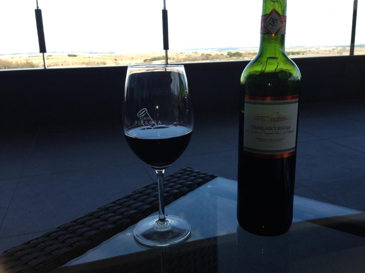 Hotel Bodegas Traslascuestas 3*